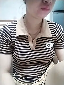 Mie rose online show from 09/30/25, 12:27