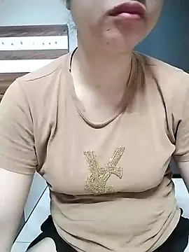 Mie rose online show from 04/12/26, 01:42