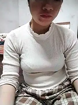 Mie rose online show from 10/31/25, 01:35