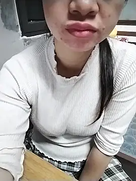 Mie rose online show from 12/18/25, 12:38