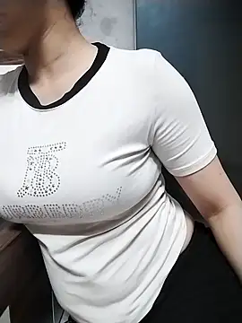 Mie rose online show from 04/13/26, 02:04