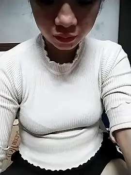 Mie rose online show from 11/16/25, 02:16