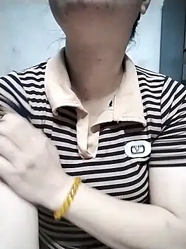 Mie rose online show from 04/07/26, 12:23