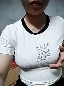 Mie rose online show from 10/16/25, 02:03