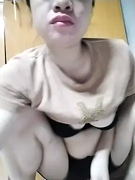 Mie rose online show from 10/28/25, 12:44