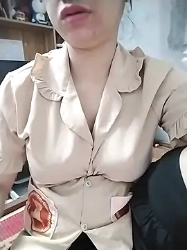 Mie rose online show from 11/08/25, 03:04