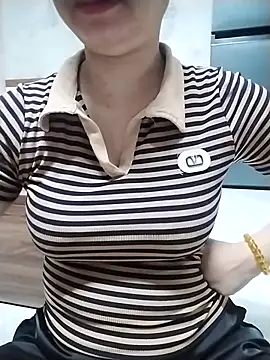 Mie rose online show from 04/24/26, 01:18
