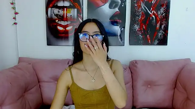Miahotcs1 online show from 04/17/26, 03:04