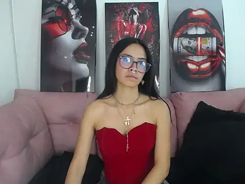 Miahotcs1 online show from 05/15/26, 05:11