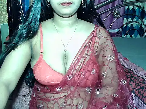 Snapshot of Hot-Hot chatting on 02/08/26, 04:05 Hot-Hot online show from 02/08/26, 04:05