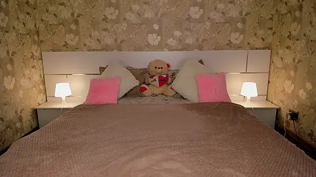 mishapallmer online show from 04/09/26, 03:08