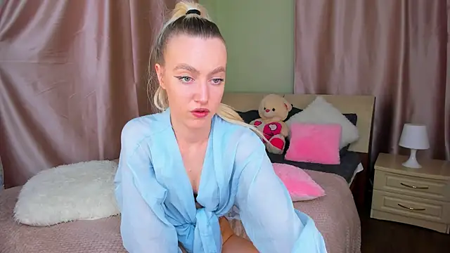 mishapallmer online show from 04/30/26, 08:57