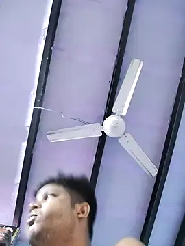 Snapshot of WorthyGyro88 chatting on 09/15/25, 02:56 WorthyGyro88 online show from 09/15/25, 02:56