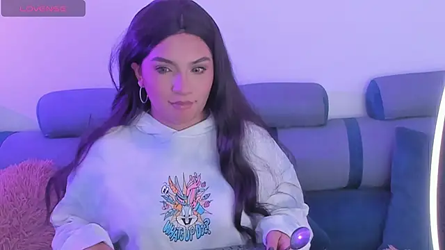 Snapshot of Eve_rivers chatting on 09/26/25, 08:27 Eve rivers online show from 09/26/25, 08:27