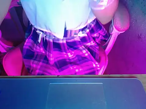 ahoa Tk online show from 10/11/25, 06:47