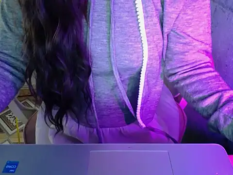 ahoa Tk online show from 11/15/25, 12:47