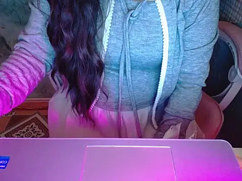 ahoa Tk online show from 10/29/25, 09:03