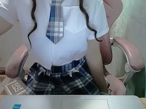 Snapshot of ahoa_Tk chatting on 06/06/26, 06:29 ahoa Tk online show from 06/06/26, 06:29