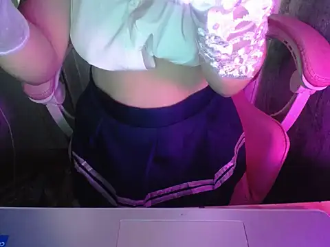 ahoa Tk online show from 09/29/25, 07:59