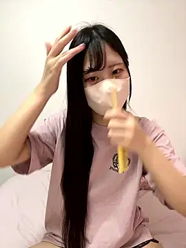 Snapshot of noa_uxu chatting on 09/23/25, 12:06 noa uxu online show from 09/23/25, 12:06