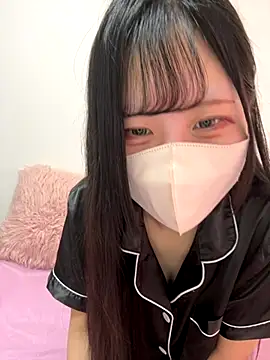 Snapshot of noa_uxu chatting on 09/26/25, 12:06 noa uxu online show from 09/26/25, 12:06