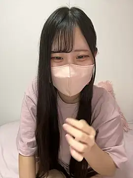 Snapshot of noa_uxu chatting on 09/18/25, 05:10 noa uxu online show from 09/18/25, 05:10
