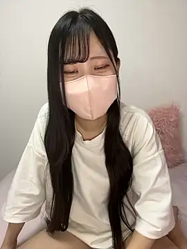 Snapshot of noa_uxu chatting on 09/10/25, 01:04 noa uxu online show from 09/10/25, 01:04