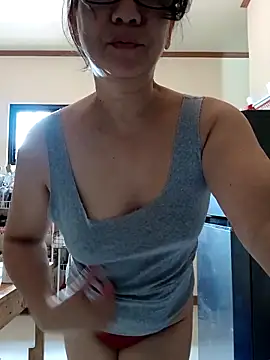 HotAsianDish online show from 10/06/25, 02:13