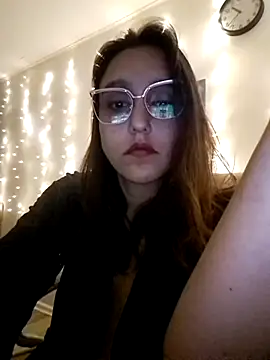MelissaVicuna online show from 10/11/25, 01:39