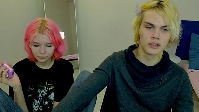 Bonnie And C1yde online show from 10/21/25, 05:12