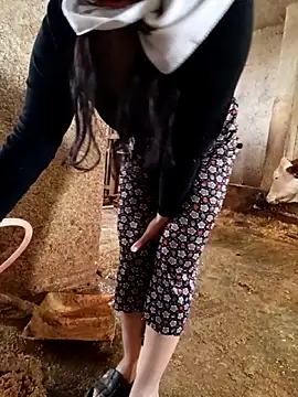 ezgi2545 online show from 04/14/26, 07:13