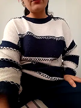 ezgi2545 online show from 02/03/26, 12:21