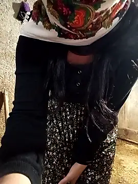 ezgi2545 online show from 04/14/26, 07:19