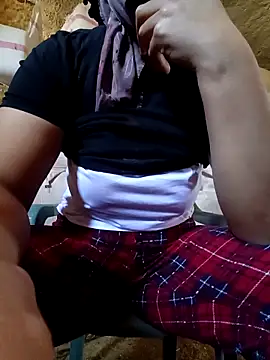 ezgi2545 online show from 10/30/25, 10:02