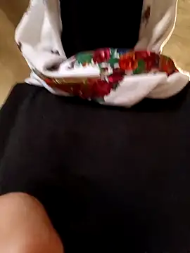 ezgi2545 online show from 10/25/25, 06:12