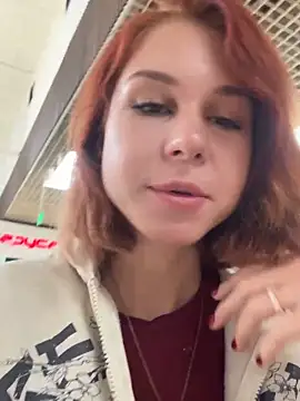 Snapshot of RosieSecret chatting on 09/15/25, 05:19 RosieSecret online show from 09/15/25, 05:19