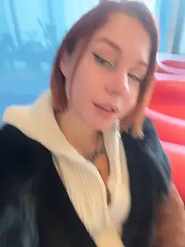 Snapshot of RosieSecret chatting on 11/05/25, 07:11 RosieSecret online show from 11/05/25, 07:11