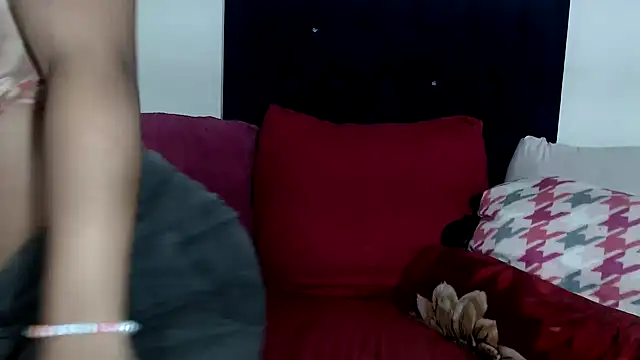 BUNNYCHOWX28 online show from 03/01/26, 12:32