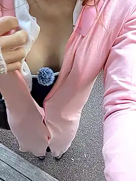 pink-mai online show from 03/15/26, 12:39