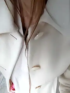 pink-mai online show from 02/11/26, 01:05