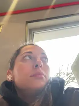 EllyLynn online show from 03/15/26, 08:10