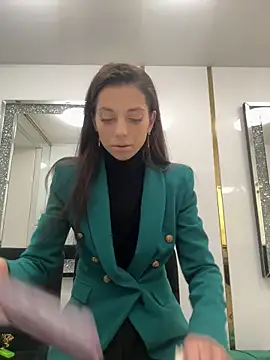 EllyLynn online show from 03/13/26, 06:46