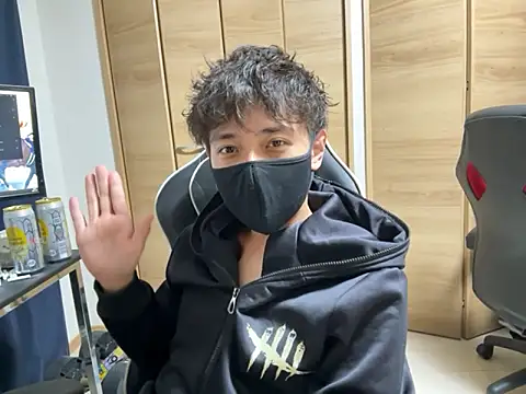 jiji9253 online show from 11/11/25, 01:17