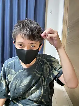 jiji9253 online show from 10/12/25, 12:17