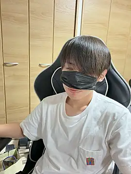 jiji9253 online show from 06/07/26, 12:32