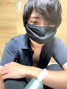 jiji9253 online show from 10/05/25, 10:17