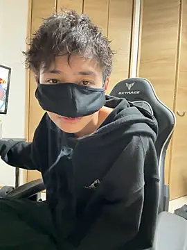 jiji9253 online show from 11/02/25, 07:57