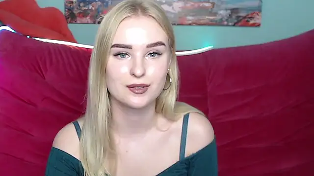 SofySofty online show from 10/26/25, 05:57