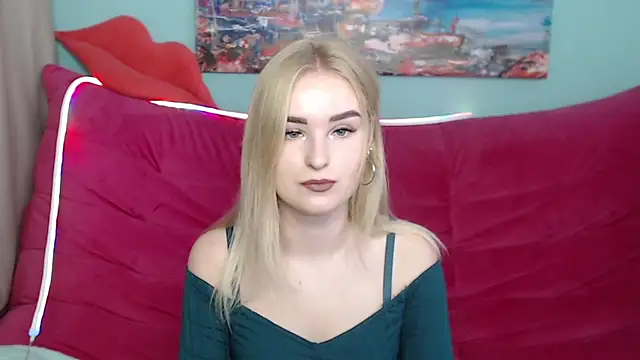 SofySofty online show from 10/26/25, 05:52