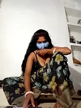 Snapshot of Kiran12xxx chatting on 10/17/25, 04:31 Kiran12xxx online show from 10/17/25, 04:31